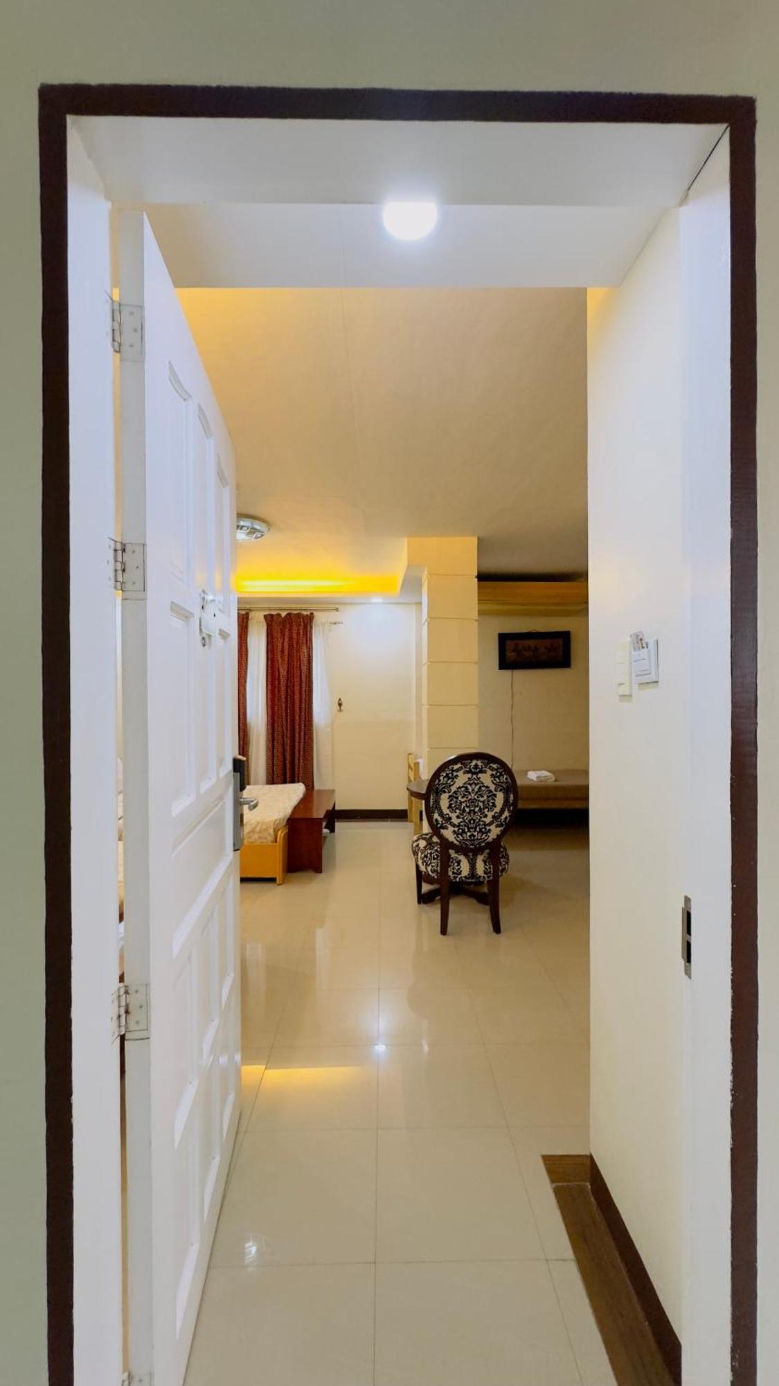 La Anclar Hotel Davao City Eksteriør billede
