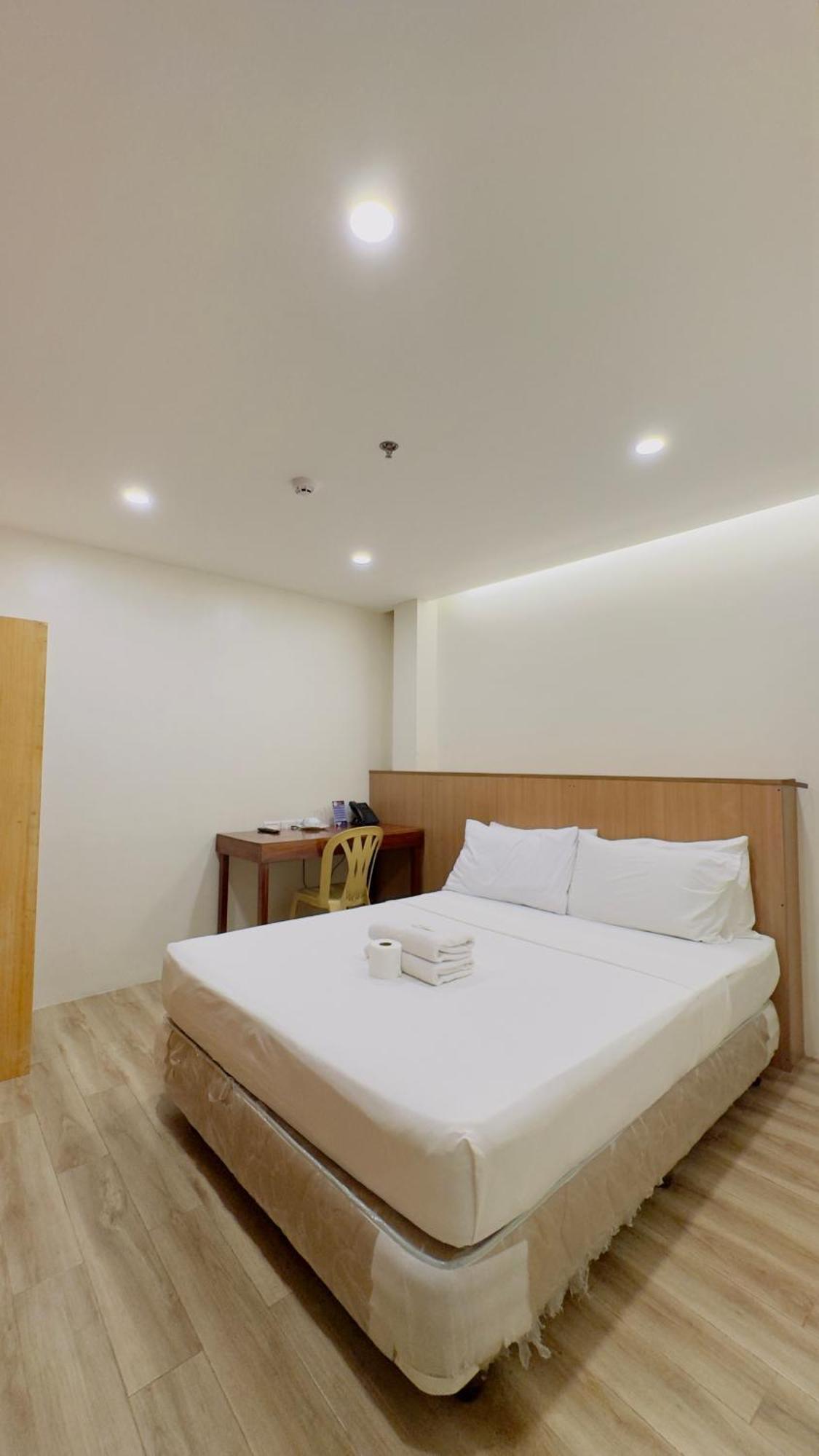 La Anclar Hotel Davao City Eksteriør billede