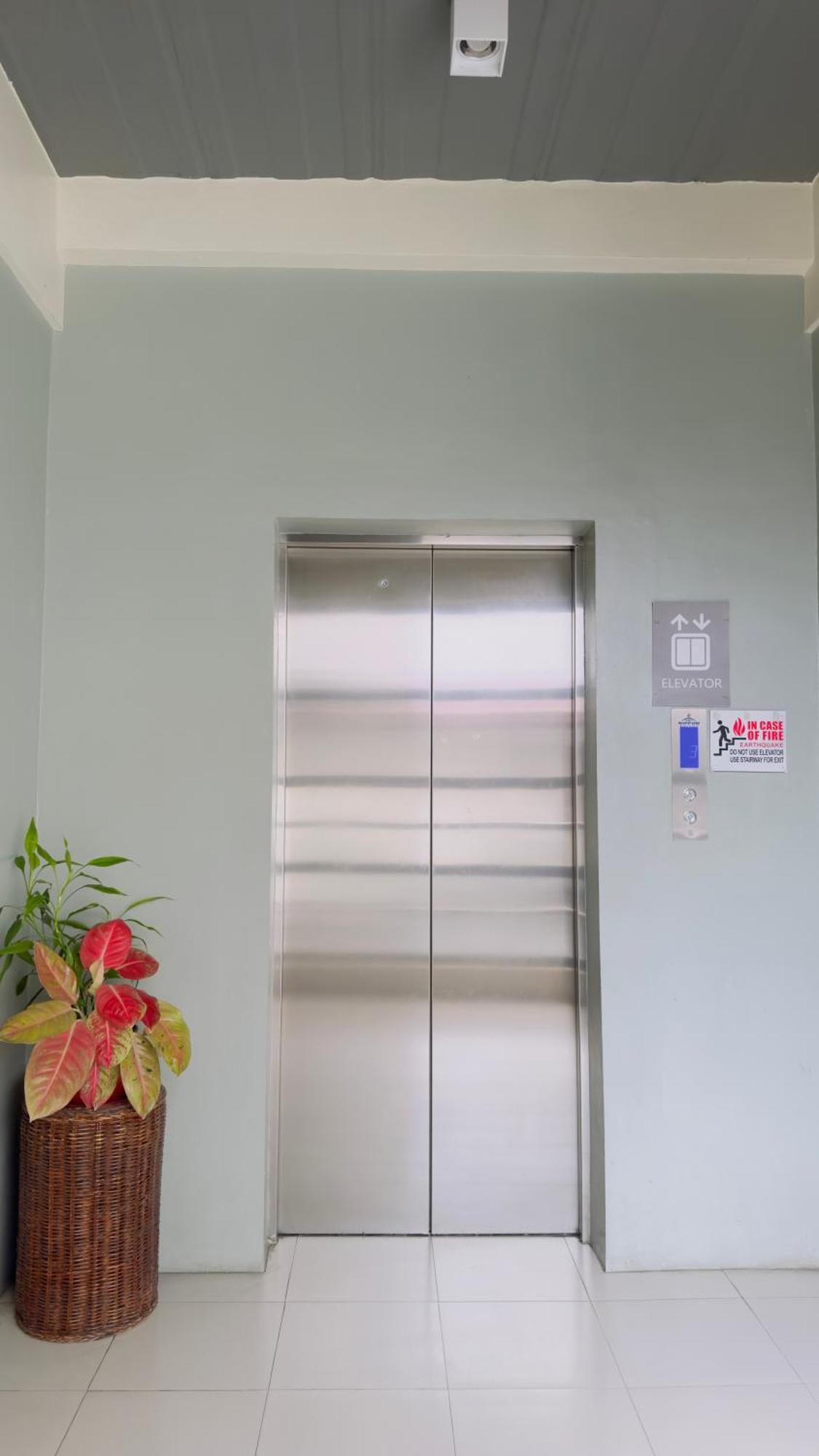 La Anclar Hotel Davao City Eksteriør billede