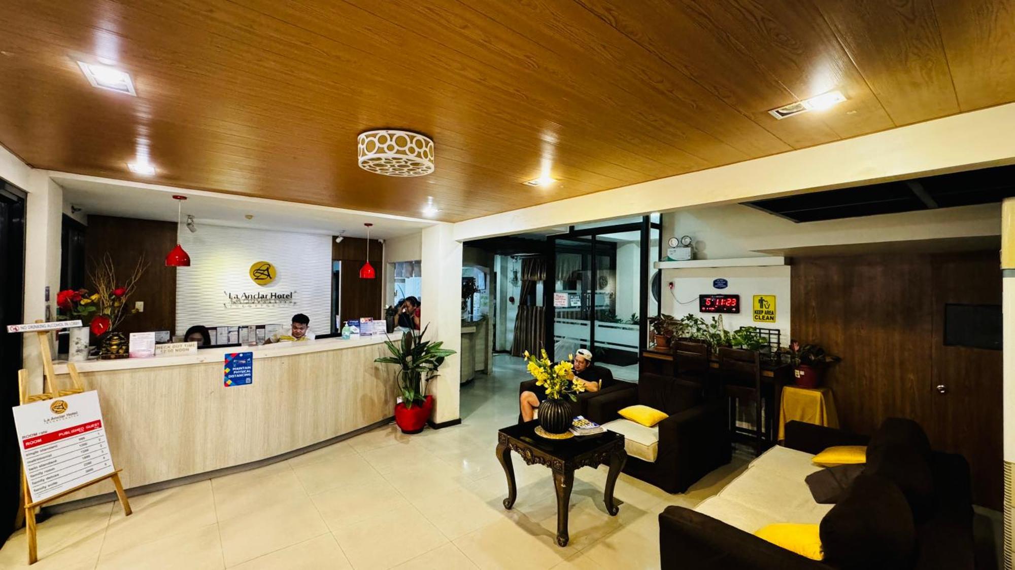 La Anclar Hotel Davao City Eksteriør billede