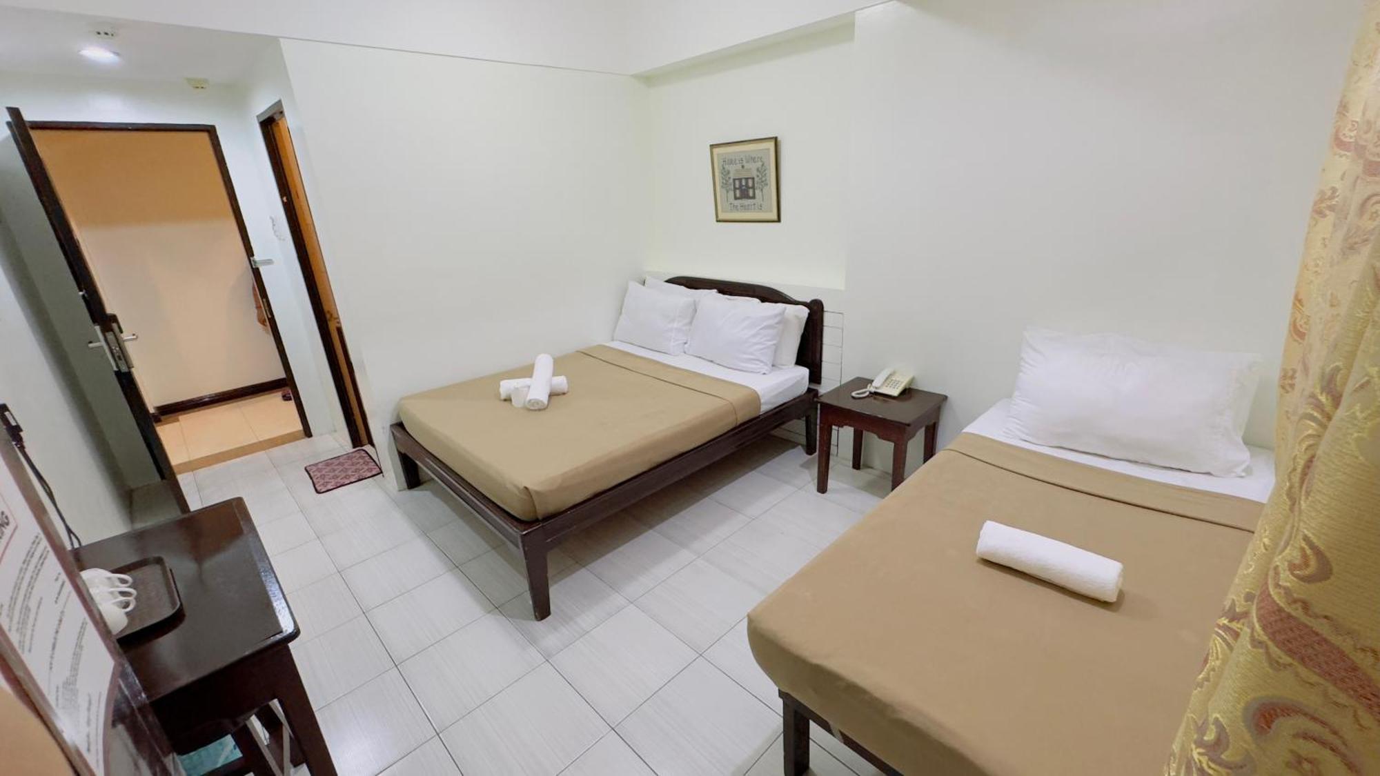 La Anclar Hotel Davao City Eksteriør billede